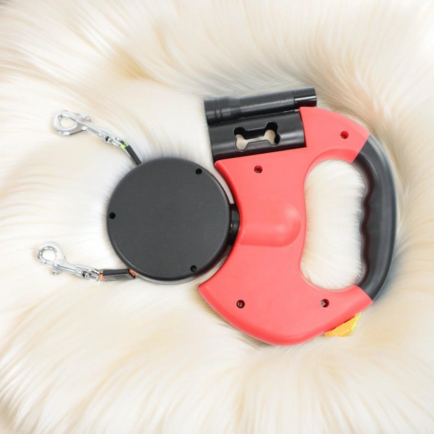 Retractable Dual Dog Leash with LED Light, 360-Degree Swivel, Tangle-Free Design, Independent Braking System, and 3M Reflective Leads for Enhanced Safety
