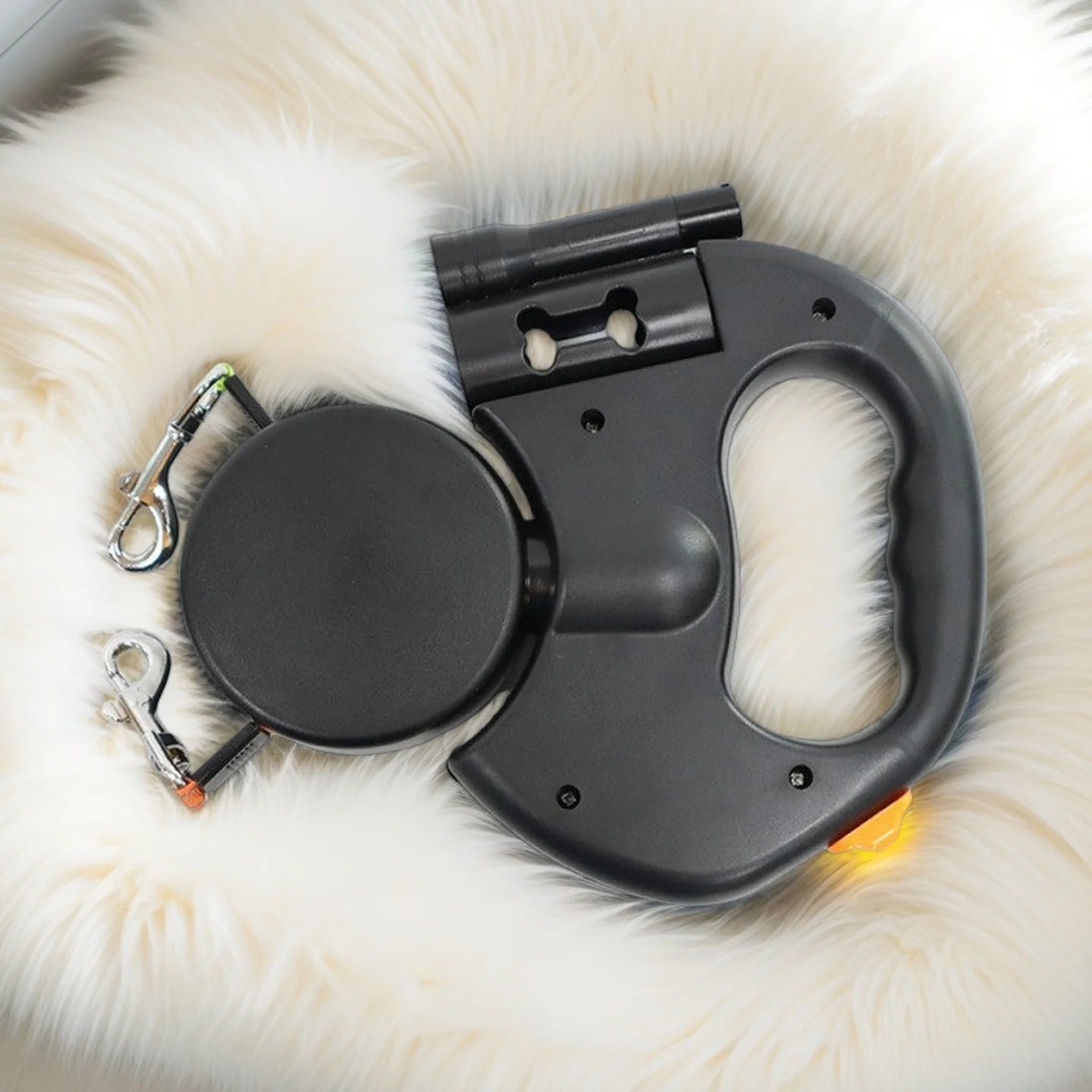 Retractable Dual Dog Leash with LED Light, 360-Degree Swivel, Tangle-Free Design, Independent Braking System, and 3M Reflective Leads for Enhanced Safety